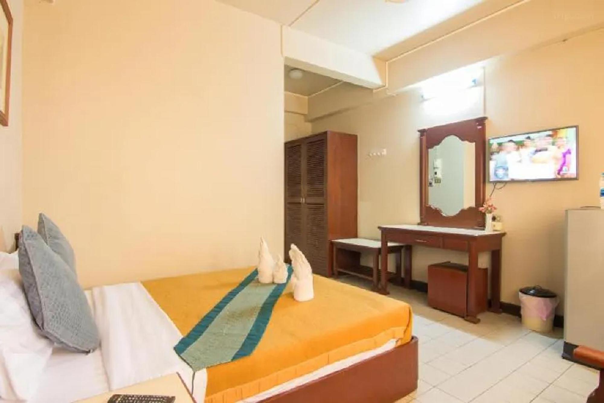 Khelang Nakorn Hotel Lampang Zewnętrze zdjęcie