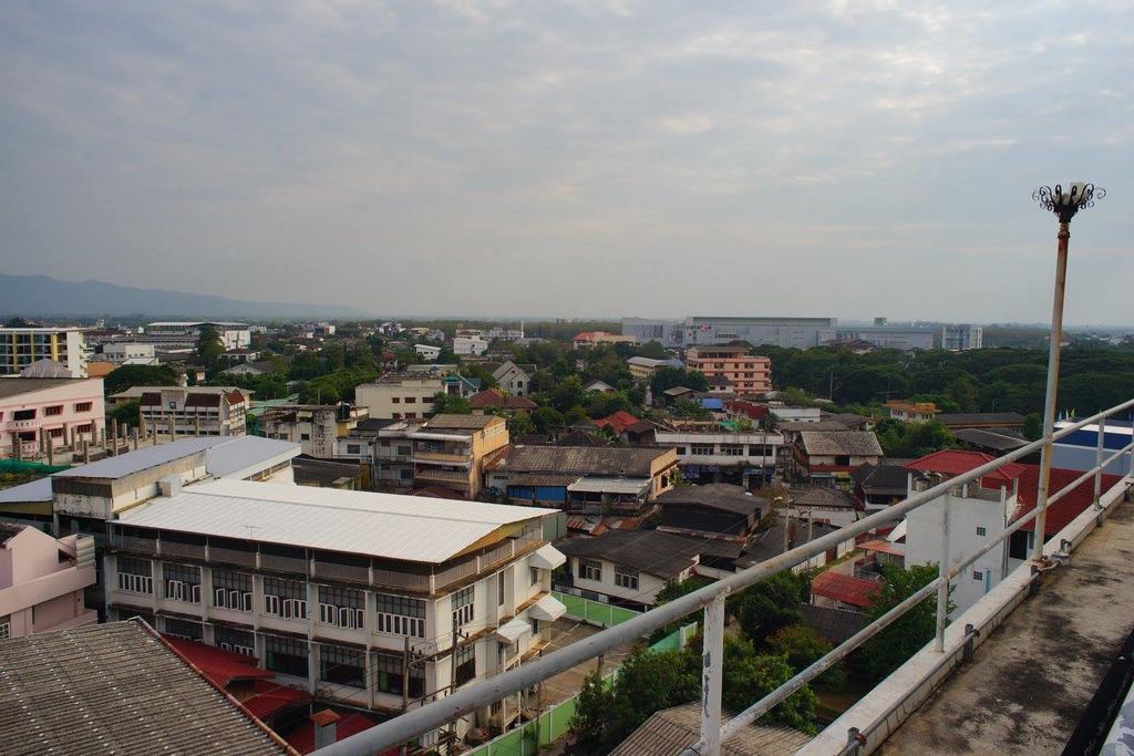 Khelang Nakorn Hotel Lampang Zewnętrze zdjęcie